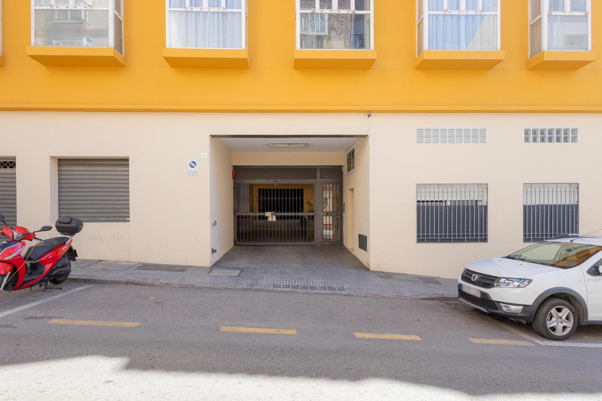 C22 Nice 1 Bdr With Parking マラガ エクステリア 写真